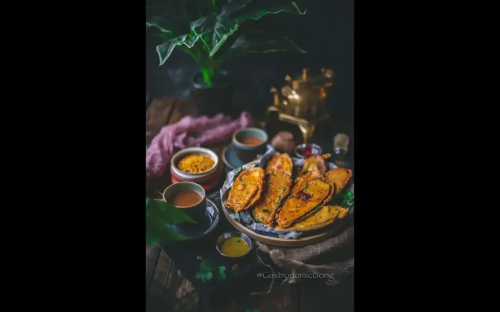 Telebhaja (Bengali Street Fritters)